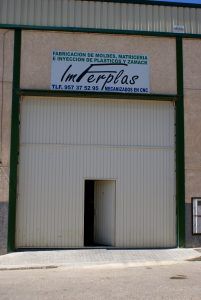 Fachada taller Imferplas